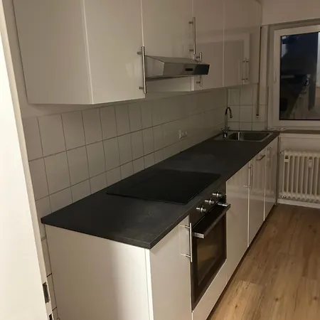 In Stuttgart-zuffenhausen - Zum Wohlfuehlen